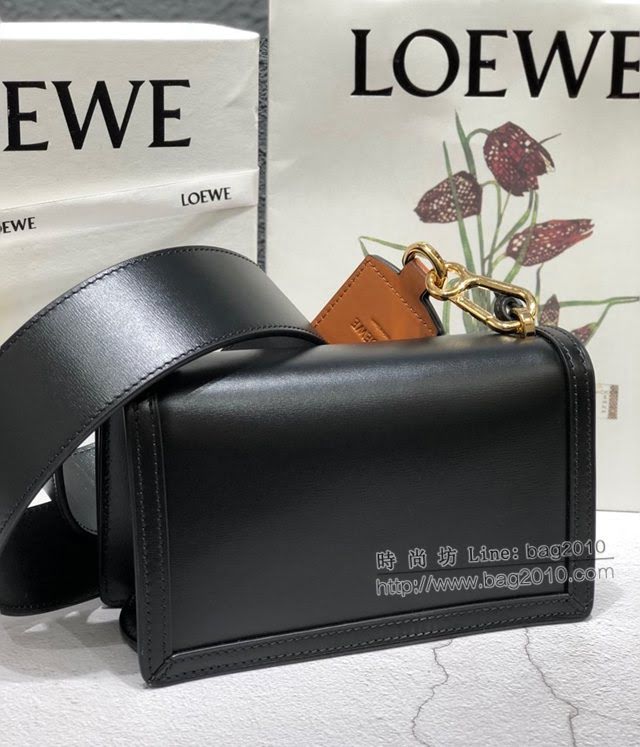 LOEWE包包 羅意威小號Barcelona三角包 羅意威雙肩帶斜挎包 10159  tcl1361